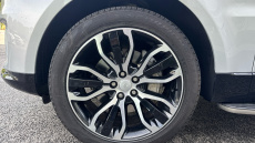 Land Rover Range Rover Sport 3.0 D300 HSE Silver 5dr Auto Diesel Estate